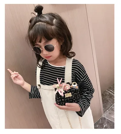 Girls messenger bag
