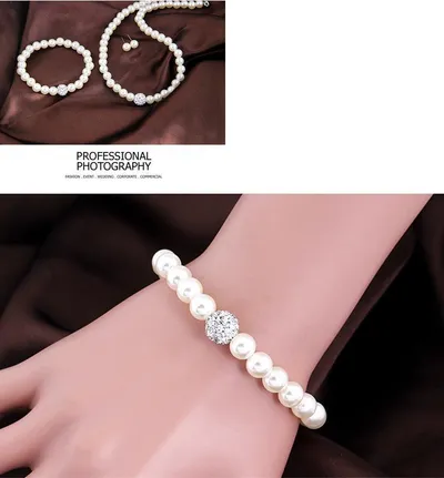 Pearl necklace