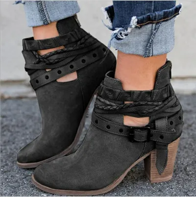 High-heeled Martin boots rivet belt buckle thick with round head boots