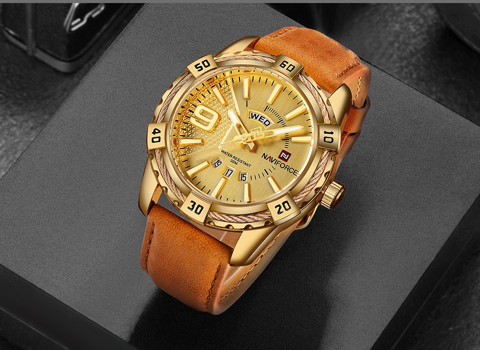 Week Men's Quartz Watch