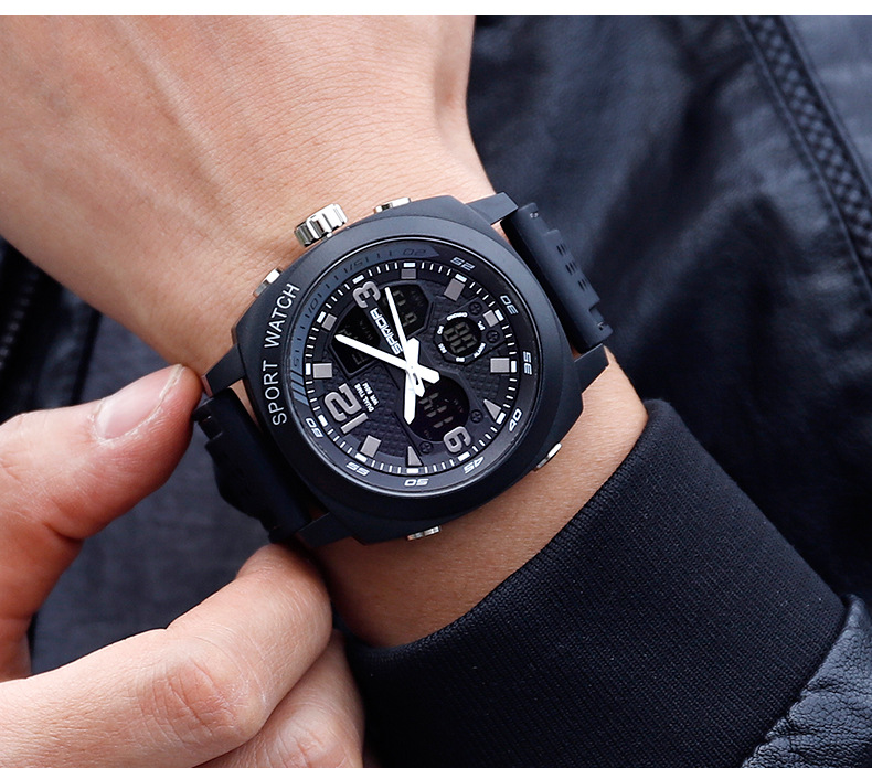 ساعة رياضية متعددة الوظائف بشاشة مزدوجة مضيئة