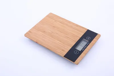 ميزان مطبخ من ألواح الخيزران