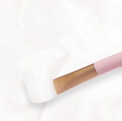 Fan Makeup Brush