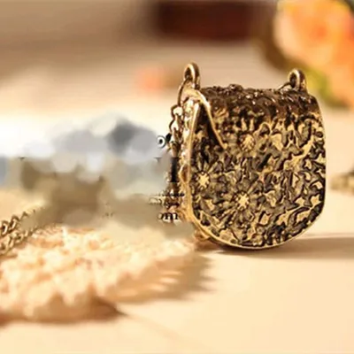 Exquisite Carved Metal Bags Shape Pendant Necklace