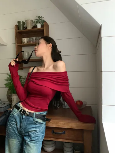 Vintage One-shoulder Long-sleeved Knitwear For Women