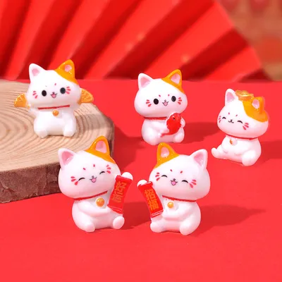 Micro Landscape Ornaments Cute Lucky Cat Resin Crafts Car Center Console Decoration Home Decoration Gifts