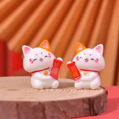 Micro Landscape Ornaments Cute Lucky Cat Resin Crafts Car Center Console Decoration Home Decoration Gifts