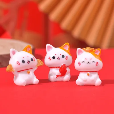 Micro Landscape Ornaments Cute Lucky Cat Resin Crafts Car Center Console Decoration Home Decoration Gifts