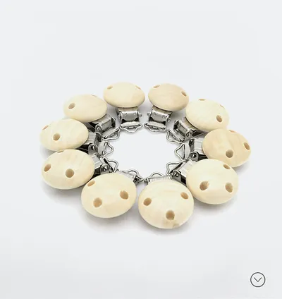 Colorful Three-hole Round Baby Comfort Pacifier Clip