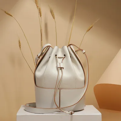 Shoulder messenger handbag