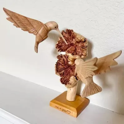 Creative Resin Wooden Craft Flying Bird Pecking Wood Home Decoration