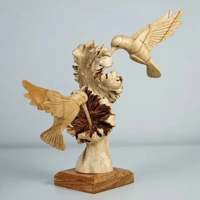 Creative Resin Wooden Craft Flying Bird Pecking Wood Home Decoration