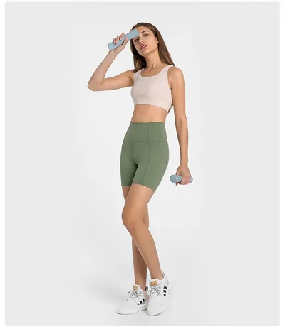 Women's Sports Short-length Shorts