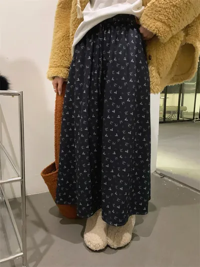 All-match And Sweet Velvet Elastic Waist Floral Skirt