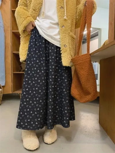 All-match And Sweet Velvet Elastic Waist Floral Skirt