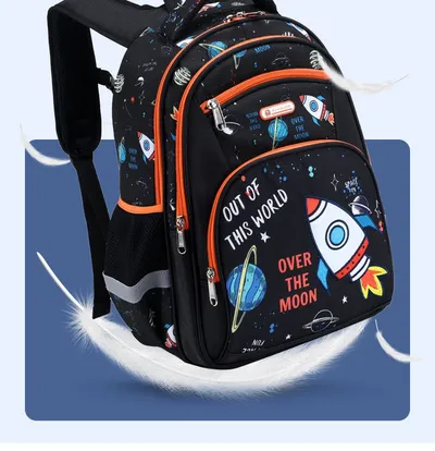 Primary School Boys Large Capacity Children's Backpack Space Schoolbag