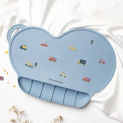 Children Waterproof Bib Silicone Desk Mat