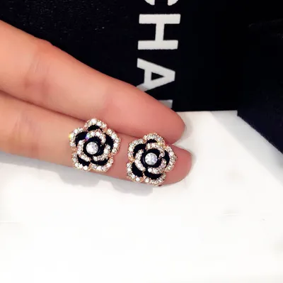 Rose Temperament Stud Earrings For Women