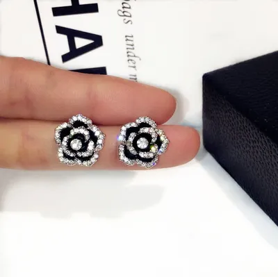 Rose Temperament Stud Earrings For Women
