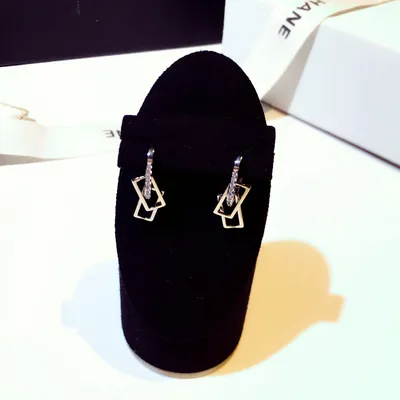 Fashion Personalized And Temperamental Earrings Women