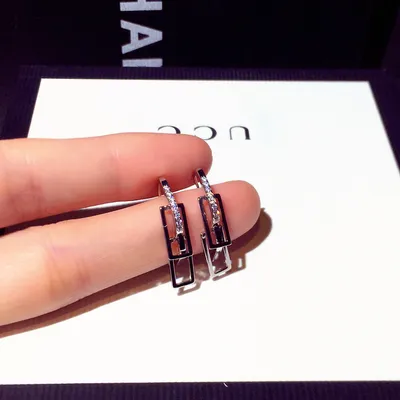 Fashion Personalized And Temperamental Earrings Women
