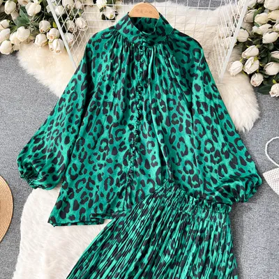 Women's Wide-leg Pleated Trousers Two-piece Set