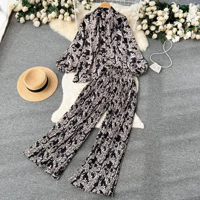 Women's Wide-leg Pleated Trousers Two-piece Set