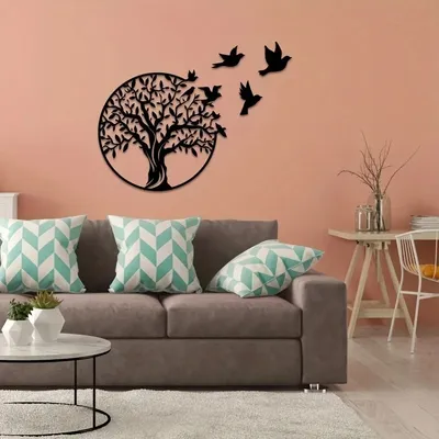 زينة جدارية من المشغولات الحديدية