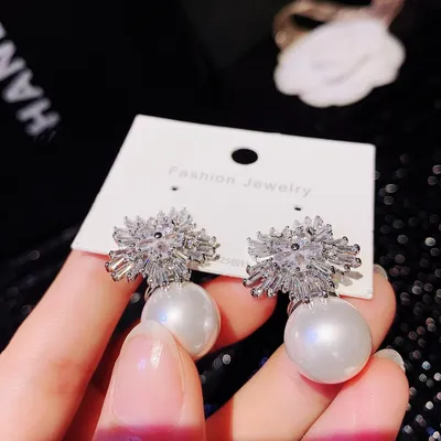 Flower Temperament Stud Earrings For Women