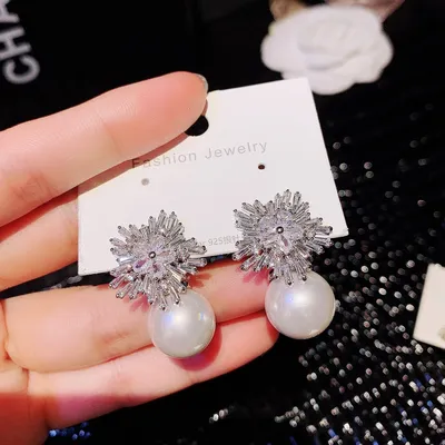 Flower Temperament Stud Earrings For Women
