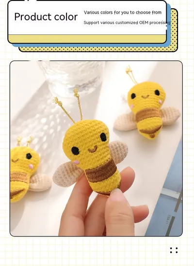 Little Bee Cartoon Brooch Korean Cute Clothing Accessories Girls' Bags Pendant