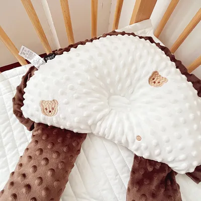 No Top Velvet Anti-deviation Head Baby Pillow