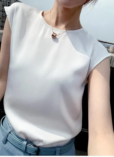 Women's Summer Round Neck Satin Sleeveless Spaghetti-strap Camisole Top