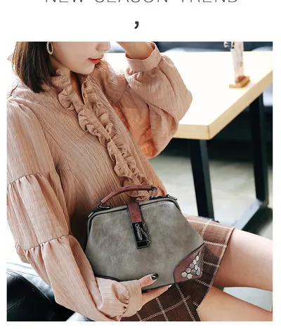 Women Handbag Leather Small Doctor Bag Women Shoulder Bag Female Crossbody Handbag Lock Chain Rivets Girls Vintage Women Bags