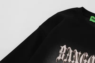 كنزة رجالية مطبوعة بتصميم كيوبيد