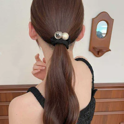 ربطة شعر أنيقة مزينة بحروف من اللؤلؤ، منشفة شعر، حبل شعر، متينة، أنيقة