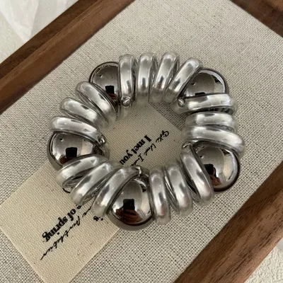 خاتم شعر بسيط على شكل خط هاتف من اللؤلؤ