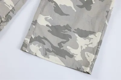 أفرول رجالي بسحاب مموه