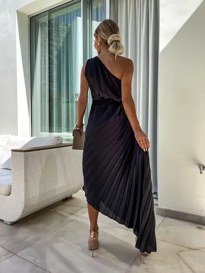 Ins Pleated One-shoulder Dress With Big Rose Flower Fashionable Sexy Evening Party Club Asymmetrical Dress