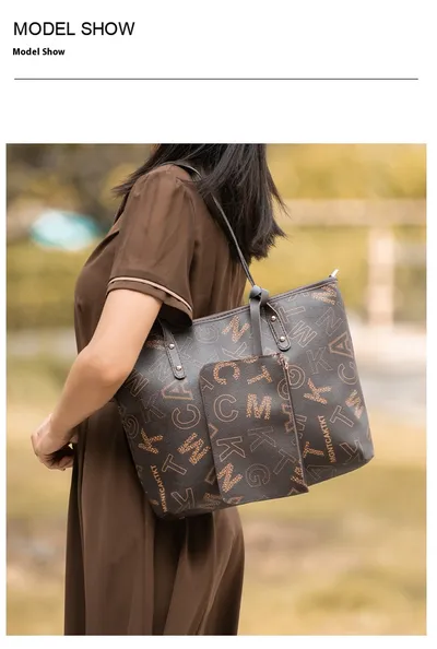 Fashion Trend Printed Shoulder Bag Retro Women's Large Capacity Two-piece Set