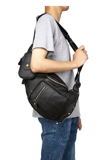 Large Capacity Retro Men's Cowhide Messenger Bag