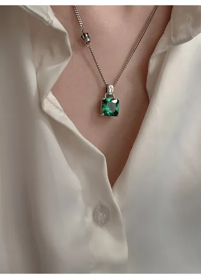 Vintage Crown Pendant Necklace For Women