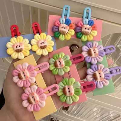Little Girl Side Bangs Cropped Hair Clip Headdress