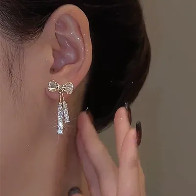 INS Butterfly Earrings With Rhinestones Fashion Temperament Jewelry
