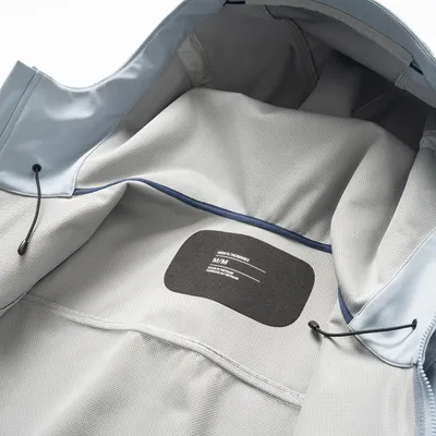 Thin Couple Outdoor 3D Cutting Three-proof Soft Shell Hooded Jacket
