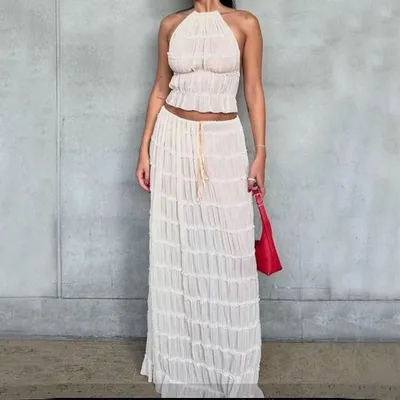 2pcs Women's Dress Suit Sexy Sleeveless Backless Cropped Halter Top And Pleated Long Skirt Beach Clothing