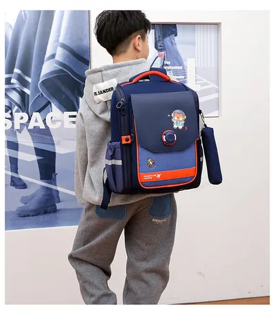 One Piece Dropshipping Primary School Student Schoolbag Boys And Girls Burden Reduction Spine Protection