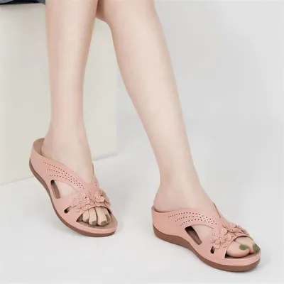 Summer New Women's Outer Wedge Flower Beach Sandals