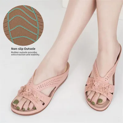 Summer New Women's Outer Wedge Flower Beach Sandals