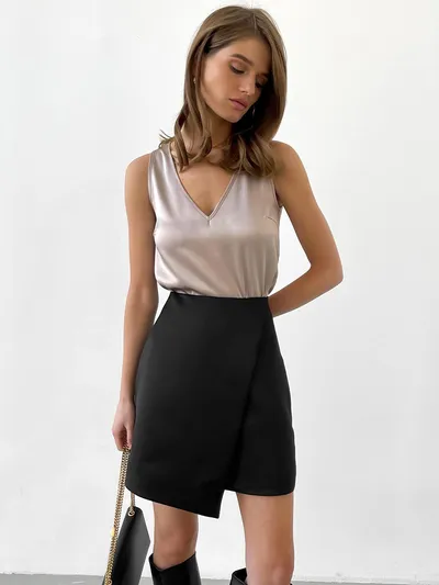 All-match Black Silk-like Draping Skirt